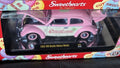 M2 Machines 2026 Sweethearts 1952 VW Beetle Deluxe Model Chase
