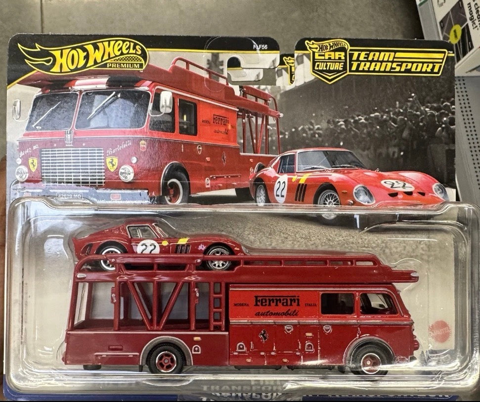 Hot Wheels Premium Team Transport Ferrari 250 GTO and a Fiat 642 RN2 Bartoletti Transporter.